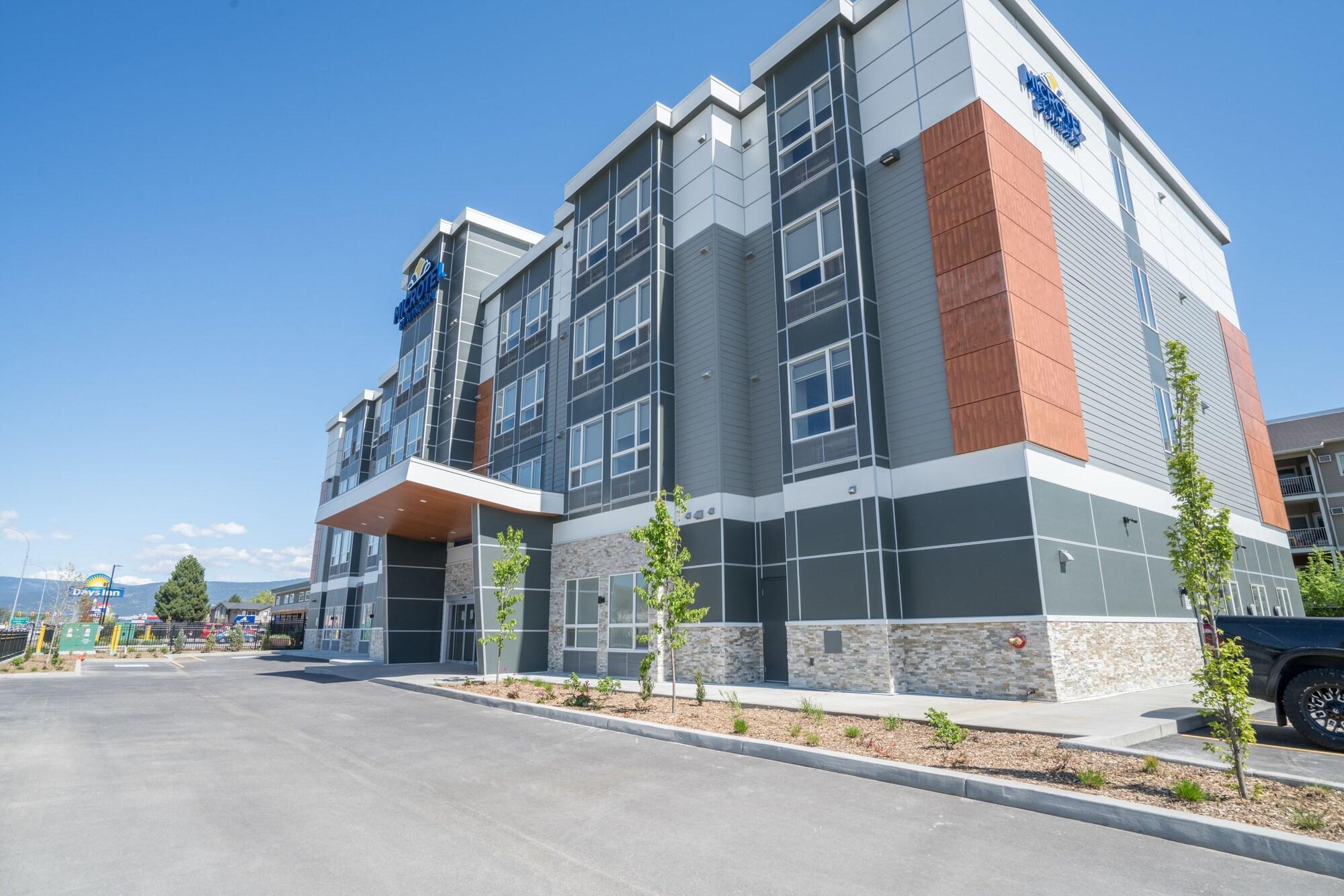 Park Inn By Radisson, Kelowna Exterior foto